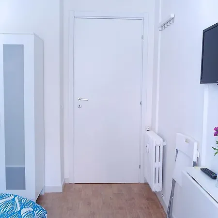 Bed & Breakfast Cm Piramide Roma