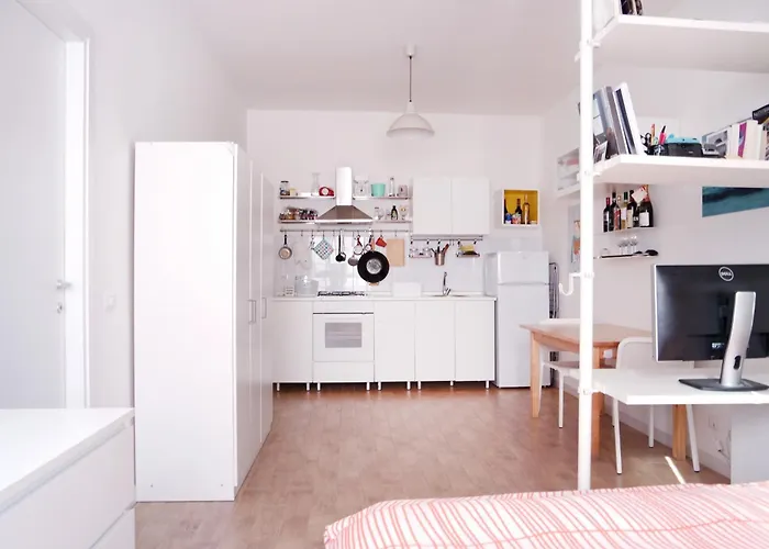 Cm Piramide Couette-café 3*