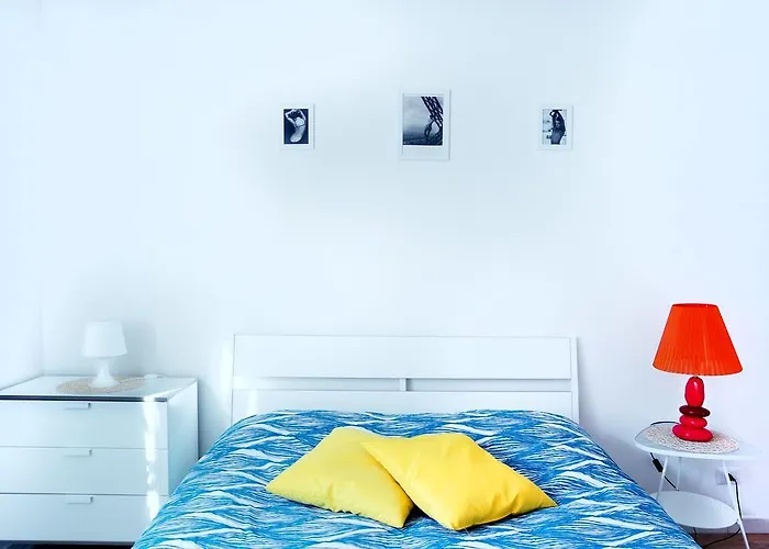 Cm Piramide Bed & Breakfast