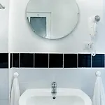 Bed & Breakfast Cm Piramide Rom